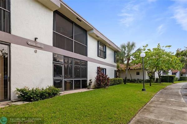 Coconut Creek, FL 33066,4653 Carambola Cir  #2734