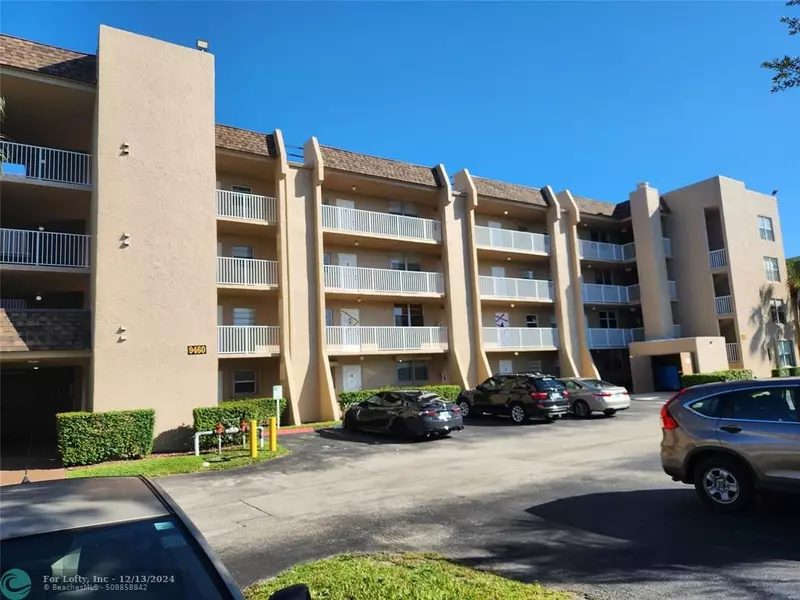 9460 Tangerine Pl  #310, Davie, FL 33324