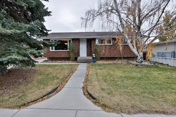 2322 23 AVE South, Lethbridge, AB T1K 1K7