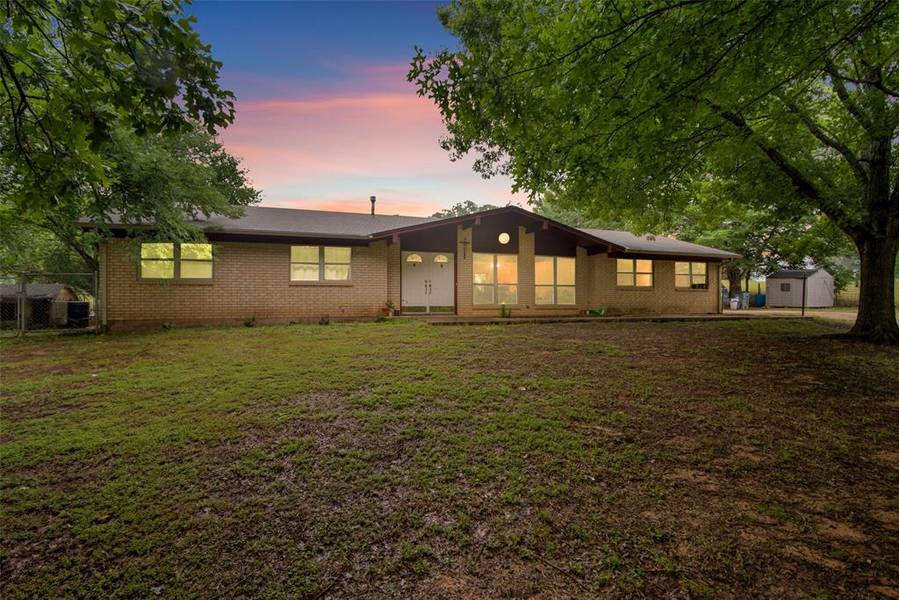 3254 Desvoignes Road, Denison, TX 75021