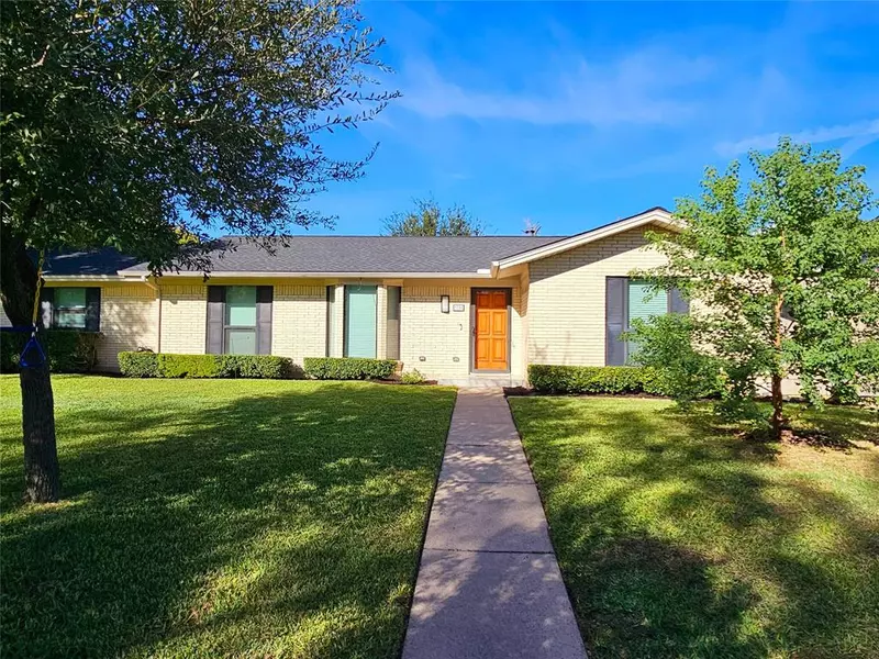 3705 Blue Trace Lane, Farmers Branch, TX 75244