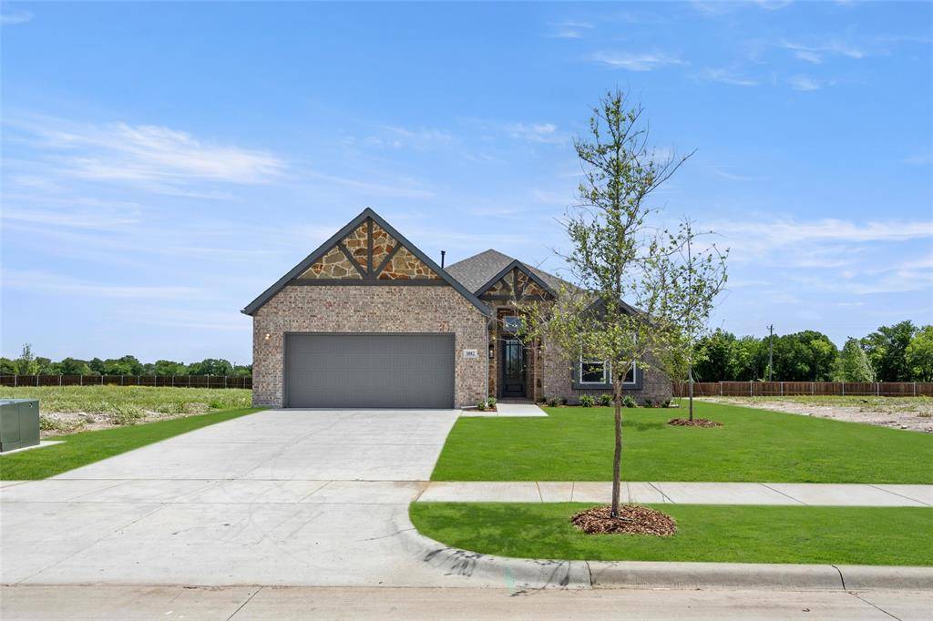 Waxahachie, TX 75165,1882 Silver Birch Road