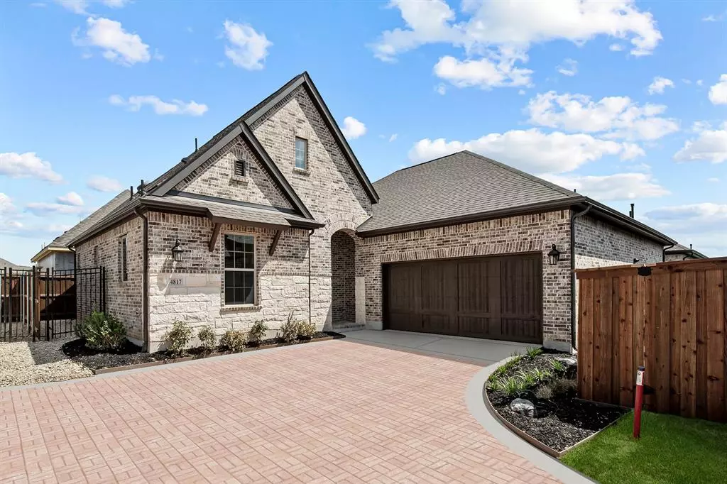 Arlington, TX 76005,4817 Forest Crest Parkway