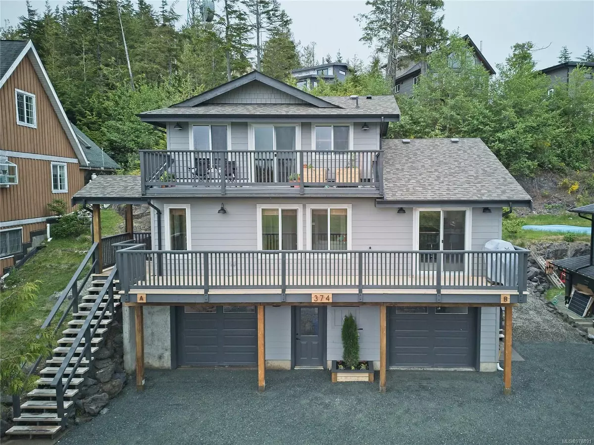 Ucluelet, BC V0R 3A0,374 Pacific Cres