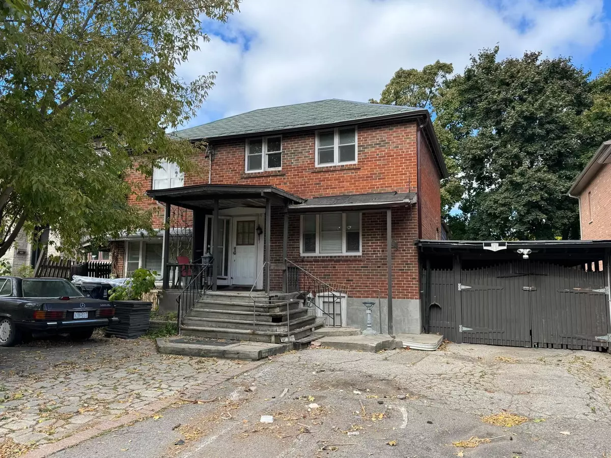 Toronto C07, ON M2N 1S7,66 Burndale AVE