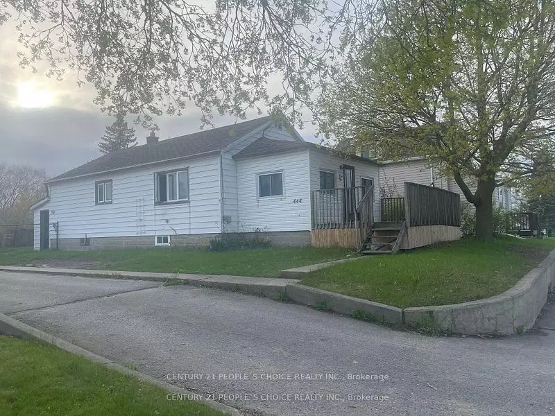 Belleville, ON K8P 4A1,444 Sidney ST