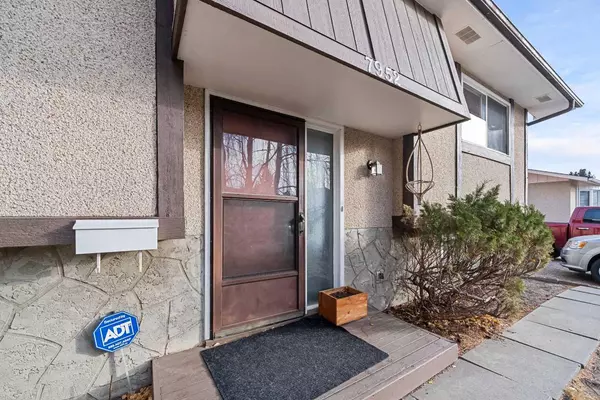 Calgary, AB T2K 4H7,7952 Huntwick CRES Northeast