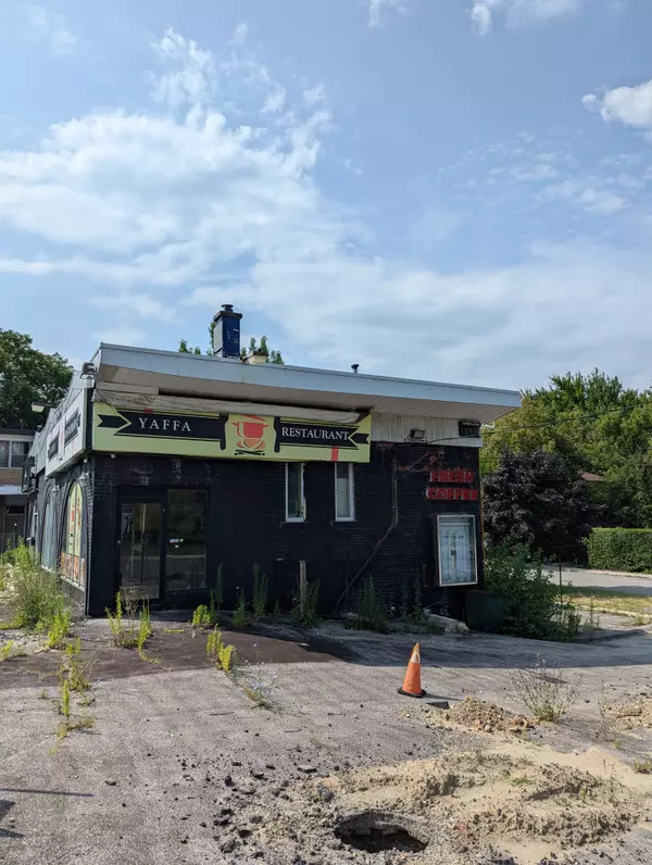 Toronto E04, ON M1K 1L6,3537 St Clair AVE E