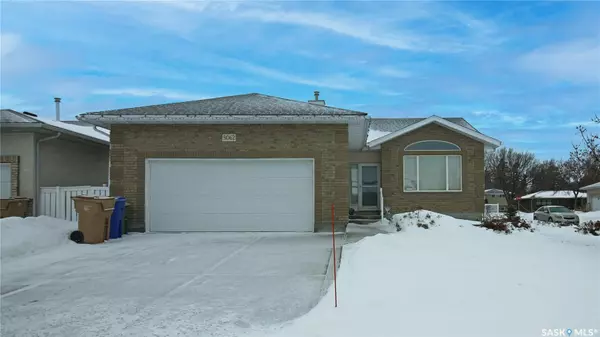 3062 BIRCH CRESCENT, Regina, SK S4S 7J3