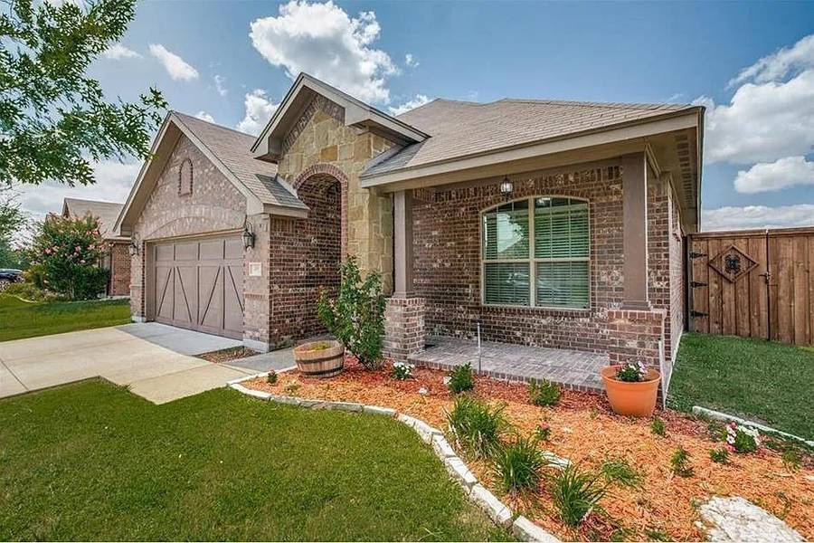 249 Wolf Drive, Forney, TX 75126