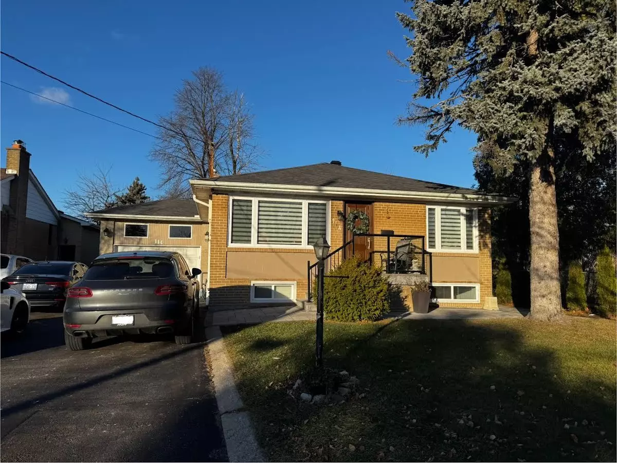 Toronto C13, ON M3A 2B1,114 Lynedock CRES