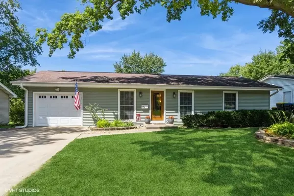 139 S Westminster Street, Iowa City, IA 52245