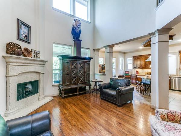 Grapevine, TX 76051,917 Spring Creek Drive