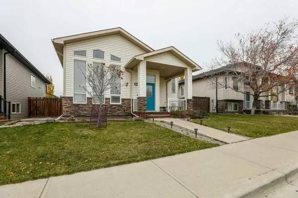 203 Grand River BLVD W, Lethbridge, AB T1K 8C5