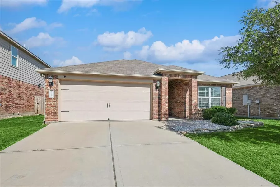 6304 Trinity Creek Drive, Fort Worth, TX 76179