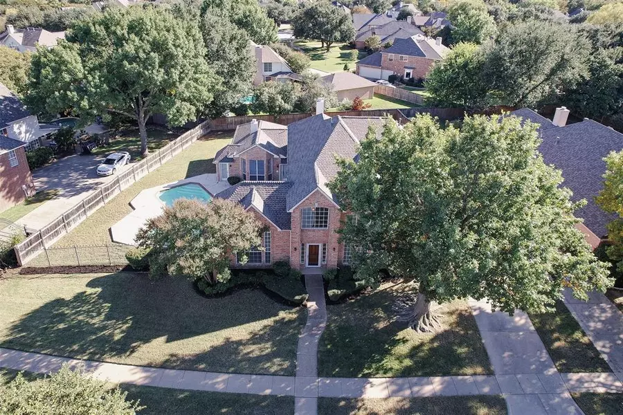 1304 Lakeway Drive, Southlake, TX 76092