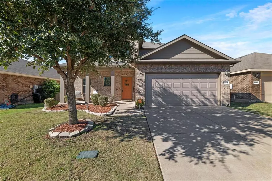 2052 Enchanted Rock Drive, Forney, TX 75126