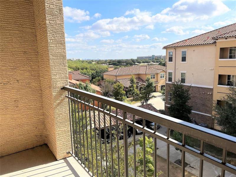 545 Via Amalfi #407, Irving, TX 75039