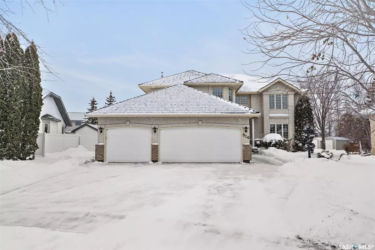 Saskatoon, SK S7V 1A9,910 Braeside PLACE