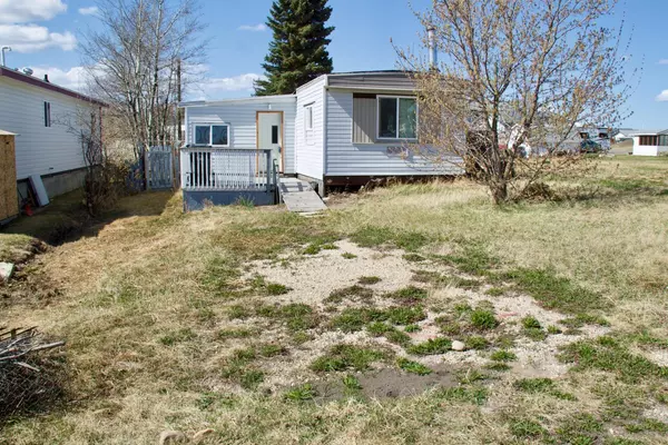 9906 101 AVE, Sexsmith, AB T0H 3C0