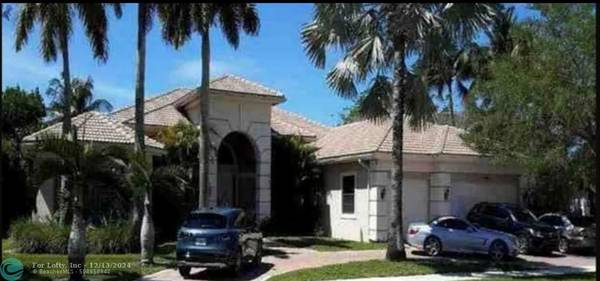 15298 SW 34th St, Davie, FL 33331