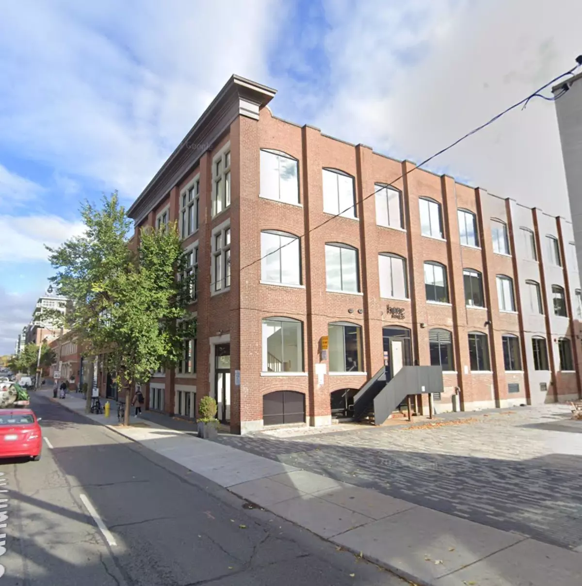 Toronto E01, ON M4M 2S1,181 Carlaw AVE #308