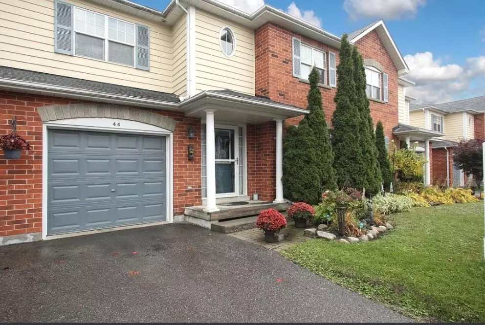 Clarington, ON L1E 2M6,2800 Courtice RD #44