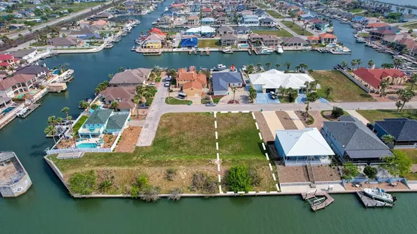 117 Bay Ct, Aransas Pass, TX 78336