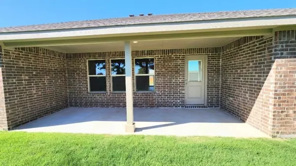 Joshua, TX 76058,868 ALEXANDRIA Lane