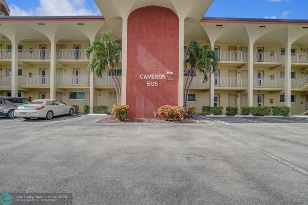 Pompano Beach, FL 33062,505 N Riverside Dr  #7