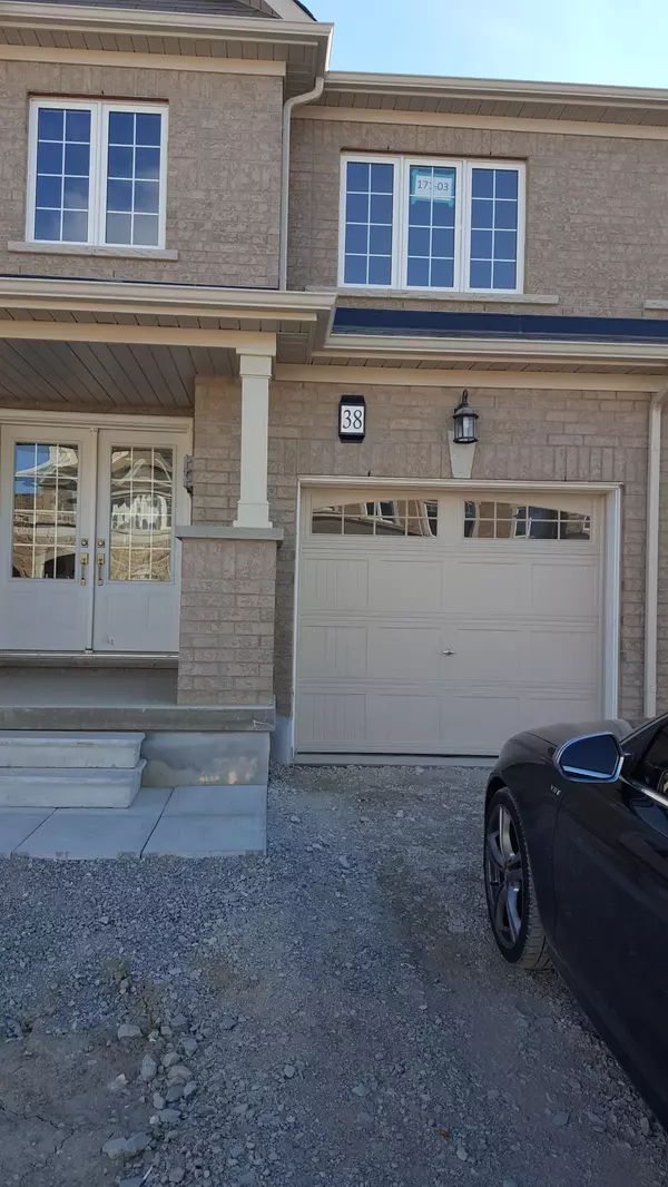 38 Hoover RD, Brampton, ON L7A 4L2