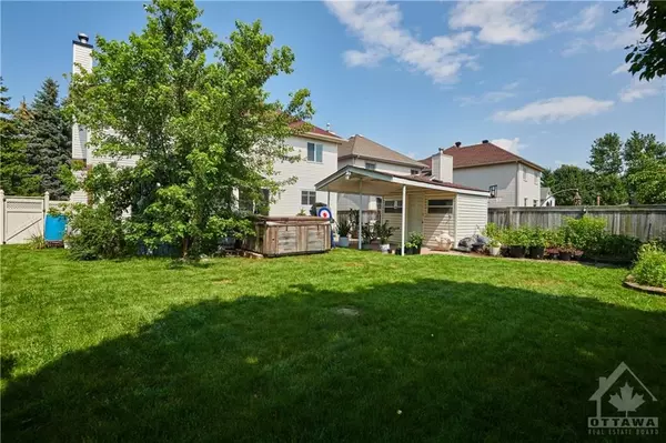 Orleans - Cumberland And Area, ON K4A 3E6,883 CLEARCREST CRES