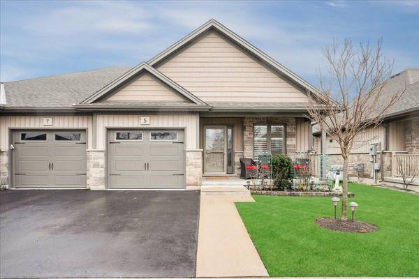 5 Richard CRES, West Lincoln, ON L0R 2A0