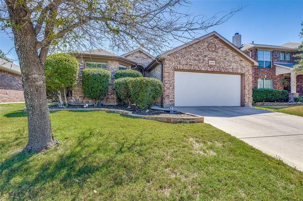 2028 Frosted Willow Lane,  Fort Worth,  TX 76177