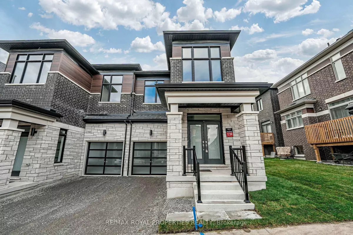 Pickering, ON L0H 1J0,2982 Seagrass ST