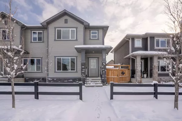 128 Heartland BLVD, Cochrane, AB T4C 2P8