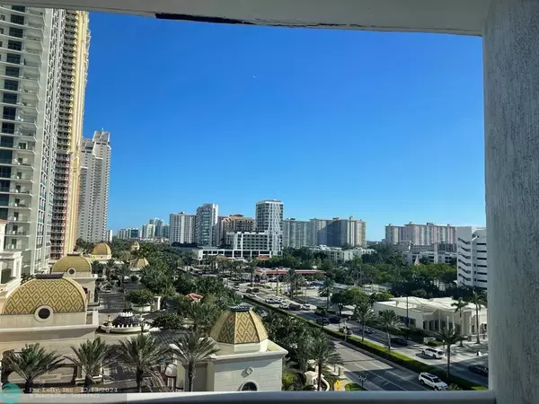 Sunny Isles Beach, FL 33160,18001 Collins Ave  #515