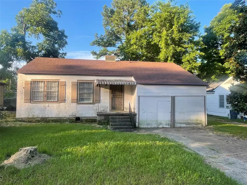 3633 W College Street, Shreveport, LA 71109