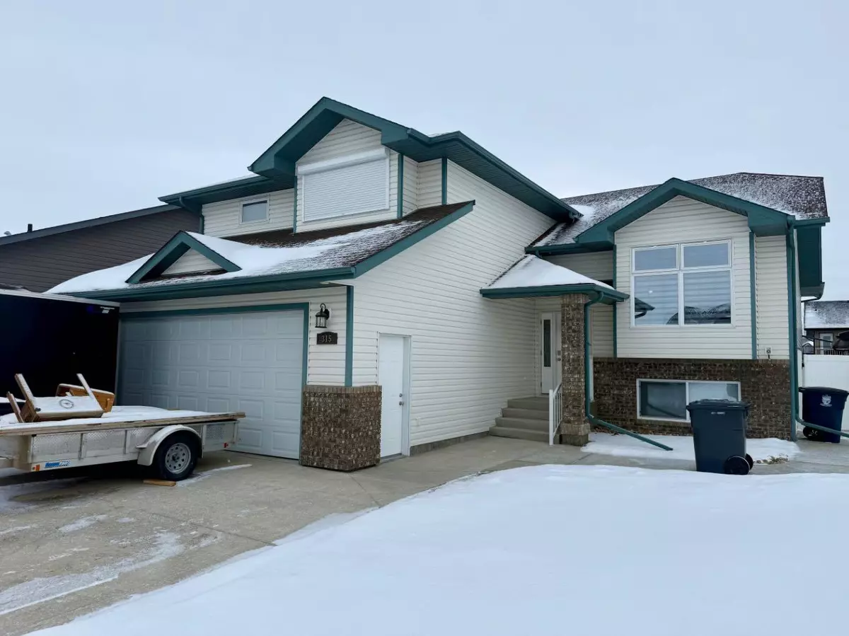 Brooks, AB T1R 0X2,315 15 ST East