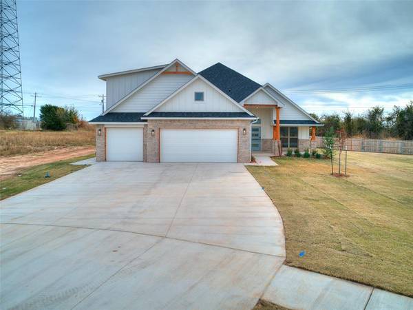 9500 Sultans Water Way, Yukon, OK 73099