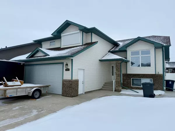 315 15 ST E, Brooks, AB T1R 0X2