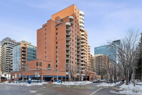 738 3 AVE Southwest #315, Calgary, AB T2P0G7