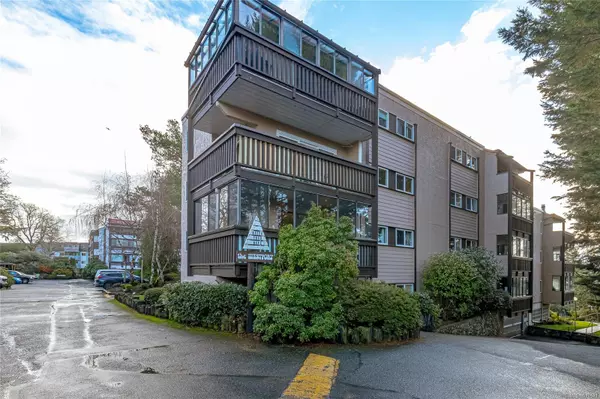 Esquimalt, BC V9A 3N2,1020 Esquimalt Rd #209