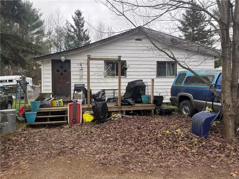 17B GODREAU RD, Laurentian Hills, ON K0J 2H0