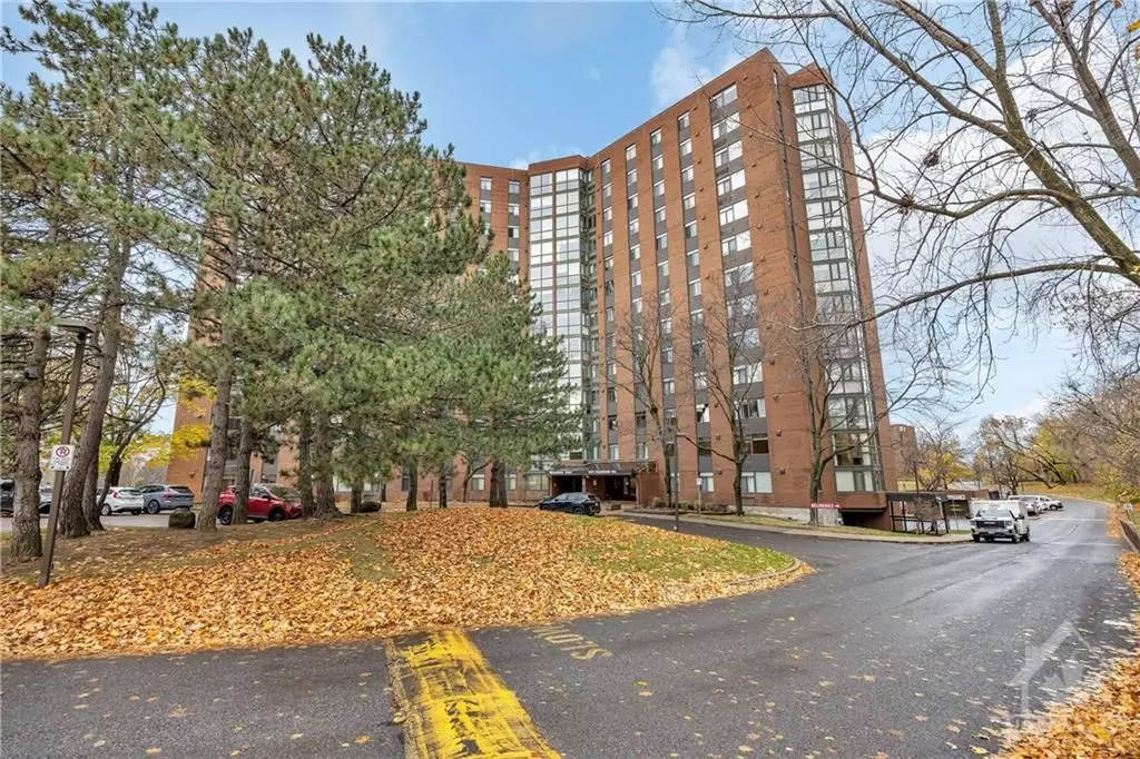 Britannia Heights - Queensway Terrace N And Area, ON K2B 8M5,2871 RICHMOND RD #514