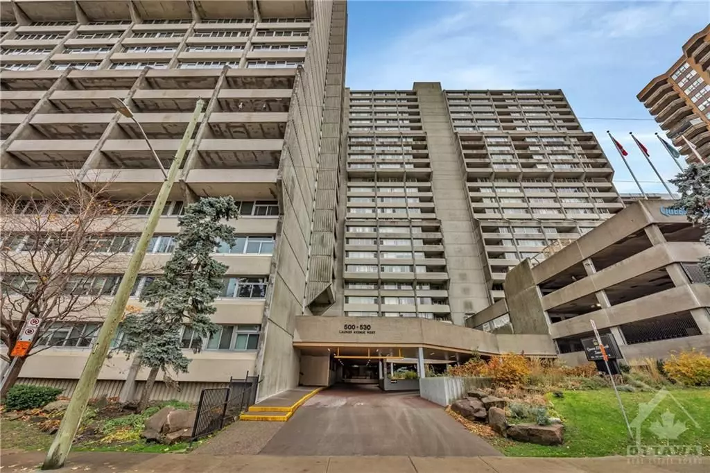 Ottawa Centre, ON K1R 5E1,500 LAURIER AVE W #2503