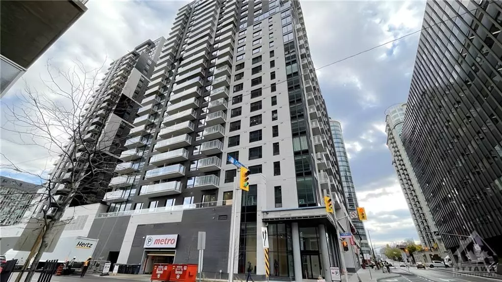 Lower Town - Sandy Hill, ON K1N 0G8,180 GEORGE ST #201