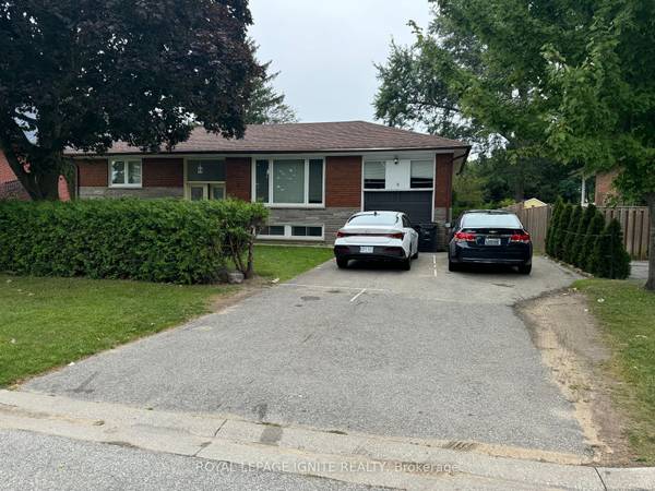 8 Gladys RD #Main, Toronto E10, ON M1C 1C6