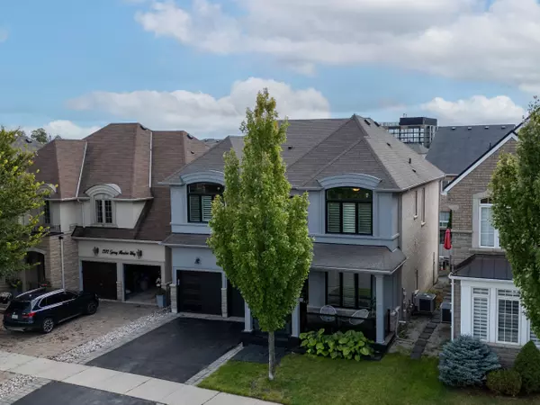 Oakville, ON L6M 0R6,2396 Spring Meadow WAY