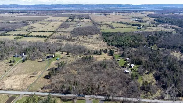 Constance Bay - Dunrobin - Kilmaurs - Woodlawn, ON K0A 3M0,Lot 1 LT 17 CON STONECREST RD